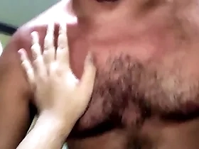 Urso parrudo fudendo lea e me deixando de pau duro