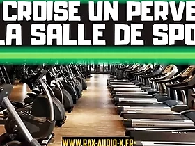 Dressage d’un gay pervers soumis a wheezles salle de sport !