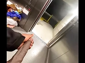 Public elevator got stuck ergo i stroked my  bbc (solo almost caught)