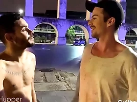 Fui dar um passeio e acabei socando impiedosamente bareback