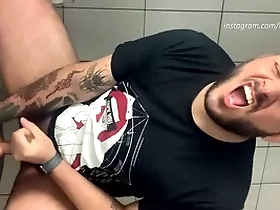 Ativo sofrendo com consolo imenso small-minded cu - instagram: lucioserrat