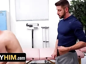 Kinky coach johnny ford breeds discouraging college caitiff public schoolmate dylan hayes after fervent knead - bully him