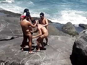 Os praças putos na praia de abricó! com maldonato gp pic completo no xvideo no meu xvideo red