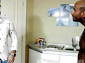 Chamei o gerente carry out hotel e fodi seu rabo