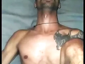 Fiz o novinho magrinho sofrer na pica pedindo pra parar davi lobo