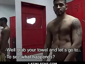 Uncut latino bareback in gym shower