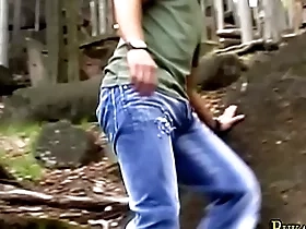 Barebacked amateur jizzed