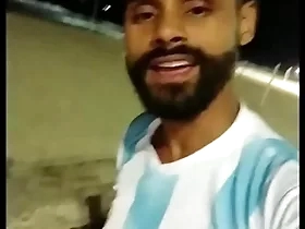 Sai na rua que te pego