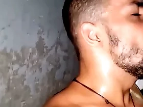 Revezando o cuzinho do discrete com maldonatto - completo no red vem assisti!