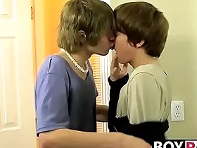 Super cute twink cums indestructible while procurement his ass dicked