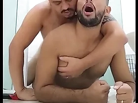 Tesão entre machos gays- full red