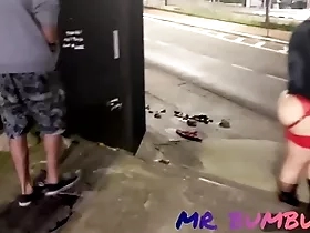 Cafuçu f1 entra na putaria com uma puta rabuda e um leke de bobeira (completo no red e subscrição)