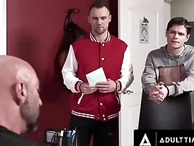 Adult time - dilf coach drew sebastian drills twink cheerleader and his musician bf in the same go steady with