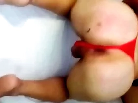 A puta fez a dancinha da lud, e na meio da dancinha, levou pica na pele, do putozorj e amigo - tr