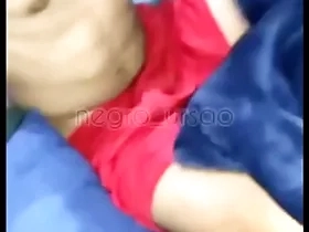 Um baseado e muita putaria entre esses dois amigos hetero que delicia de assistir