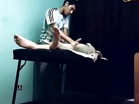 Masaje con final feliz (parte 2/2)