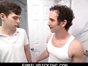 Young cute twink & greg mckeon lovemaking respecting living room